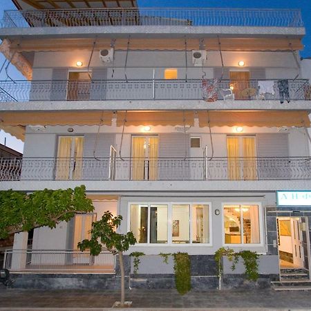 Hotel Difo à Loutra Edipsou  Extérieur photo
