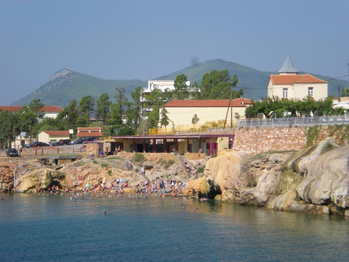 Hotel Difo à Loutra Edipsou  Extérieur photo