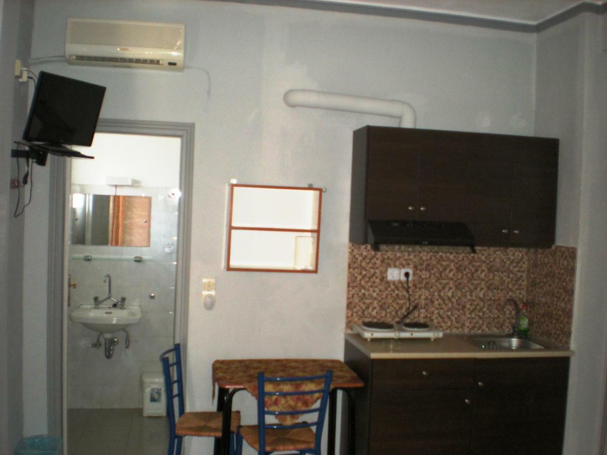 Hotel Difo à Loutra Edipsou  Extérieur photo